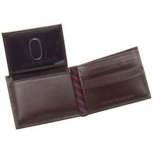 Tommy Hilfiger Men's Leather Passcase Wallet - Brown